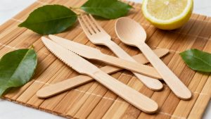 Peralatan Makan Bambu Berkualitas Premium Solusi Berkelanjutan untuk Bisnis Katering dan Restoran